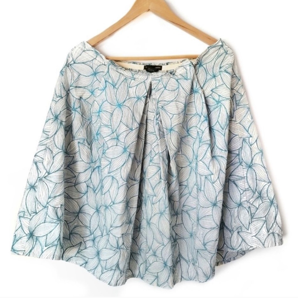 Club Monaco Embroidered Leaf Skirt Blue White
